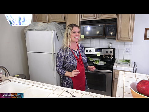 ❤️ Stepmom mulgere eum in culina ante diem suum Anal porn ad nos la.appassistance.ru
